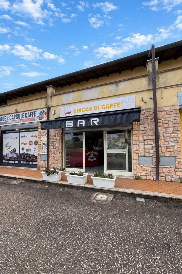 negozio in affitto ad Artena