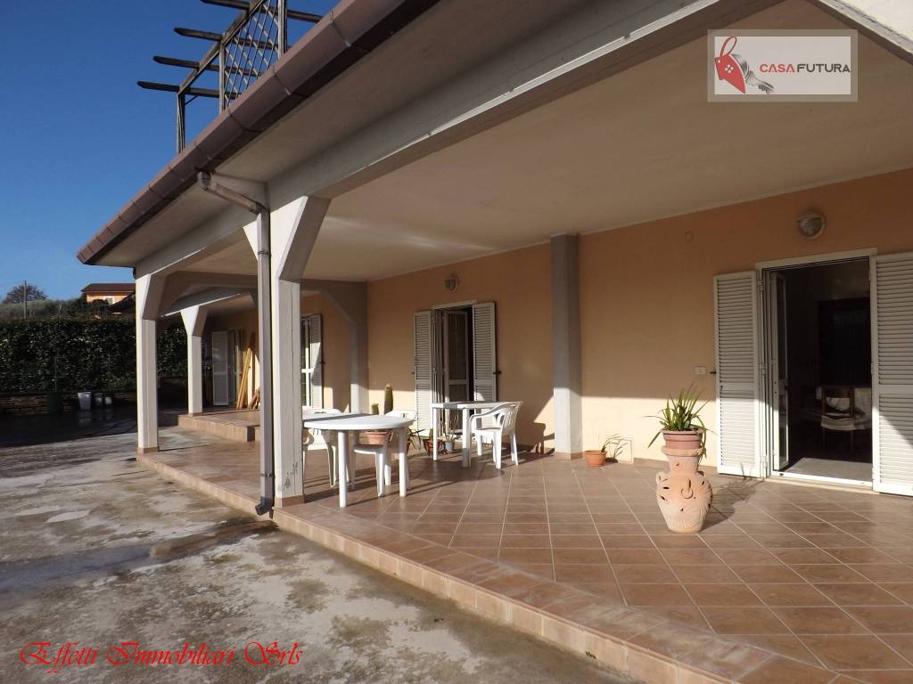 appartamento in affitto ad Artena in zona Colubro