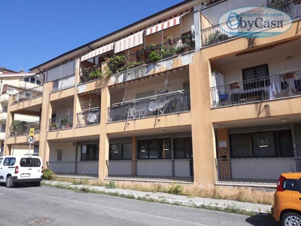 locale commerciale in affitto a Bracciano