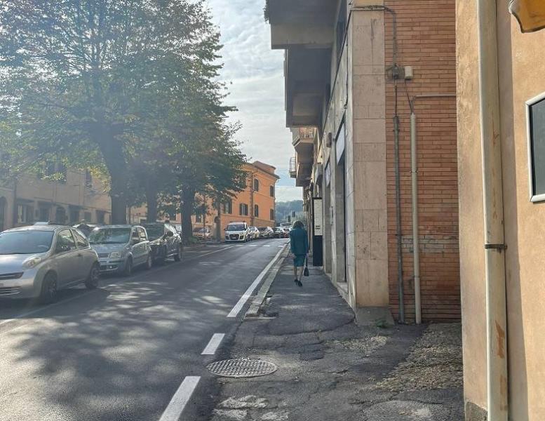 locale commerciale in affitto a Bracciano