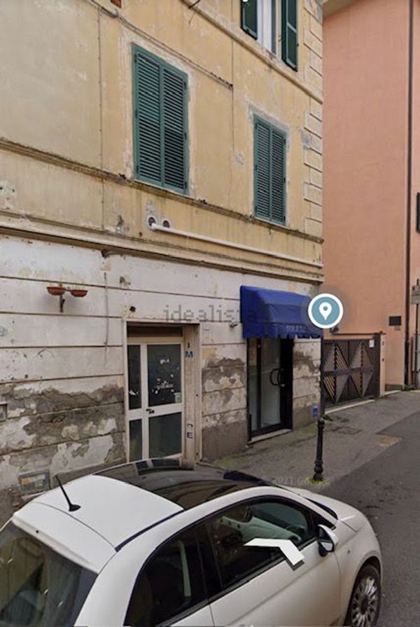 locale commerciale in affitto a Bracciano