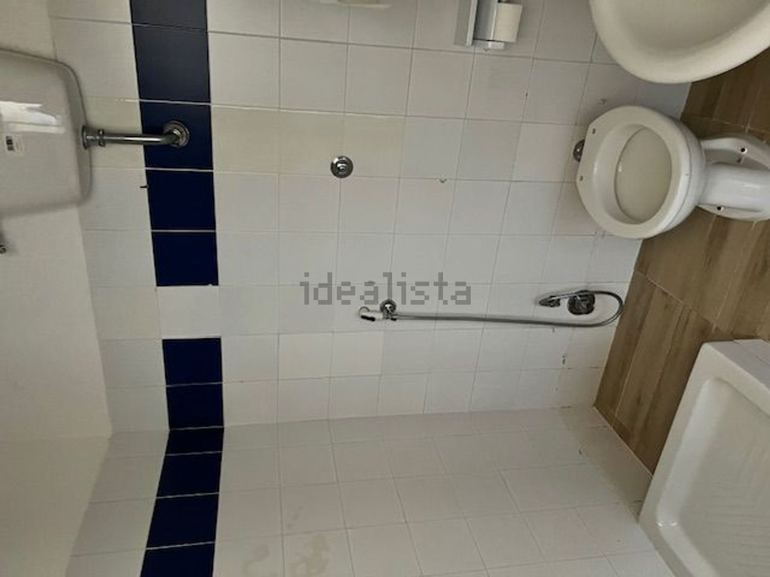 locale commerciale in affitto a Bracciano