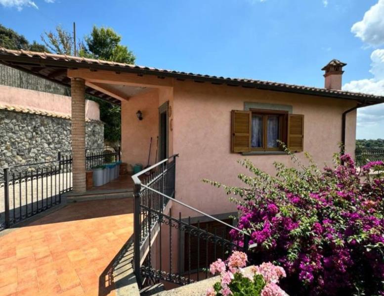 casa indipendente in affitto a Bracciano