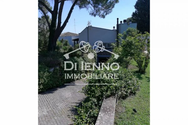 casa indipendente in affitto a Campagnano di Roma