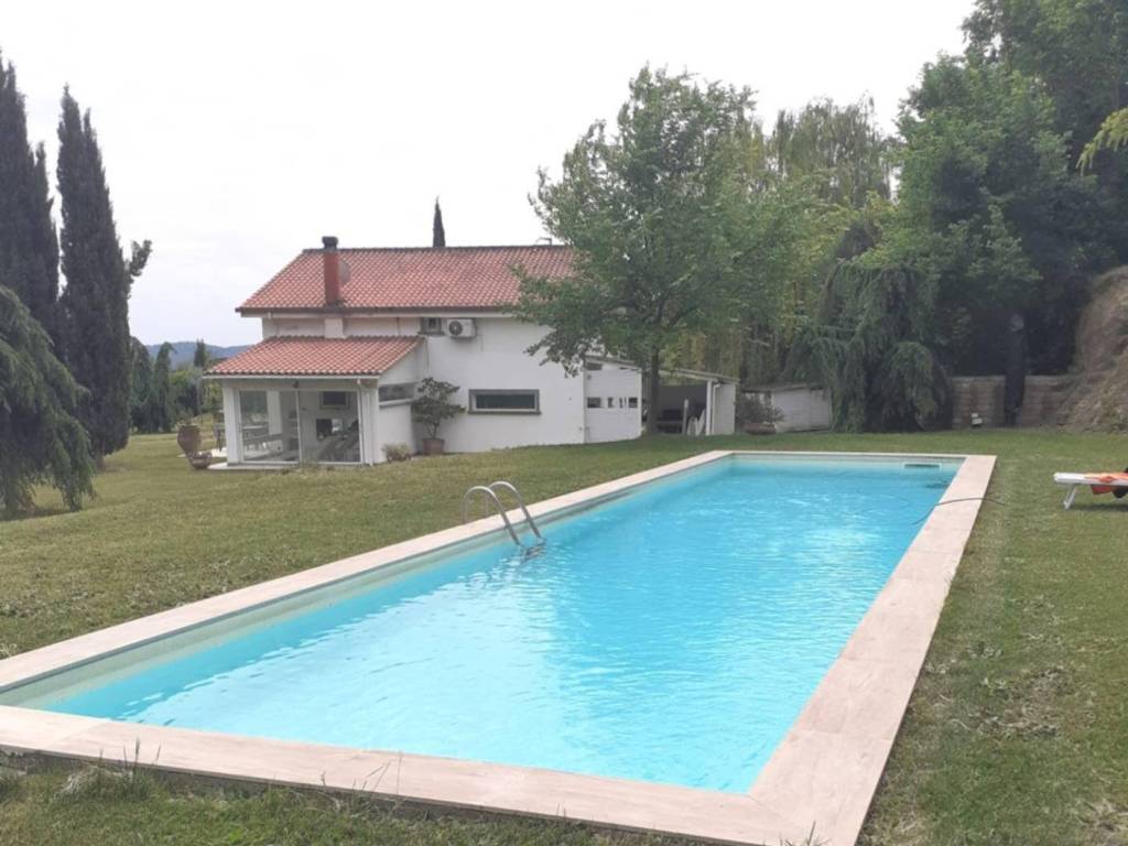 casa indipendente in affitto a Campagnano di Roma