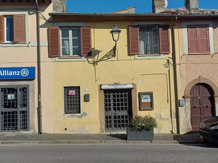 negozio in affitto a Canale Monterano