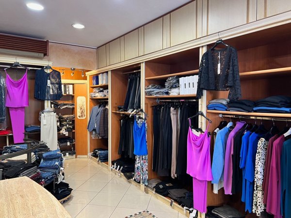 locale commerciale in affitto a Canale Monterano