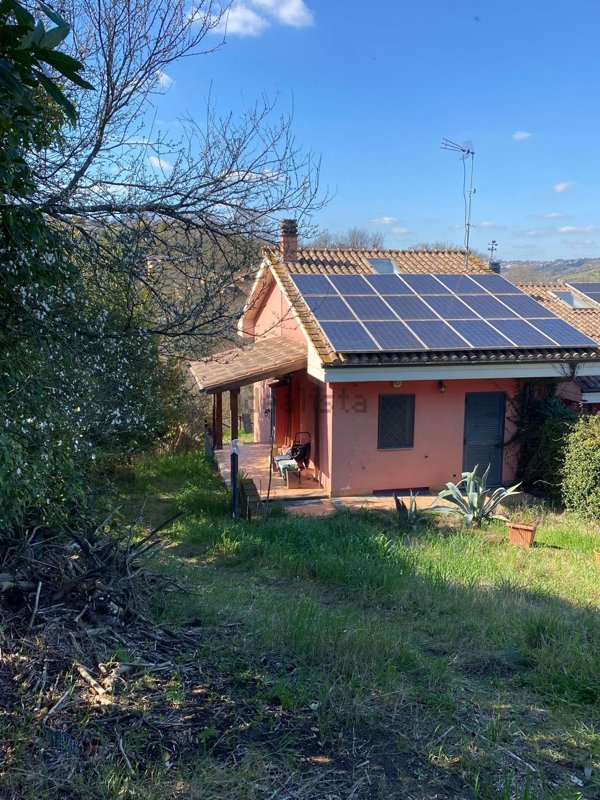 casa indipendente in affitto a Capena