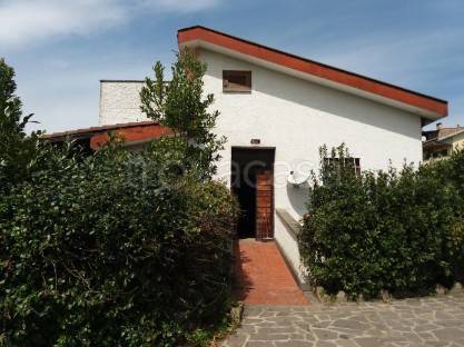casa indipendente in vendita a Capena