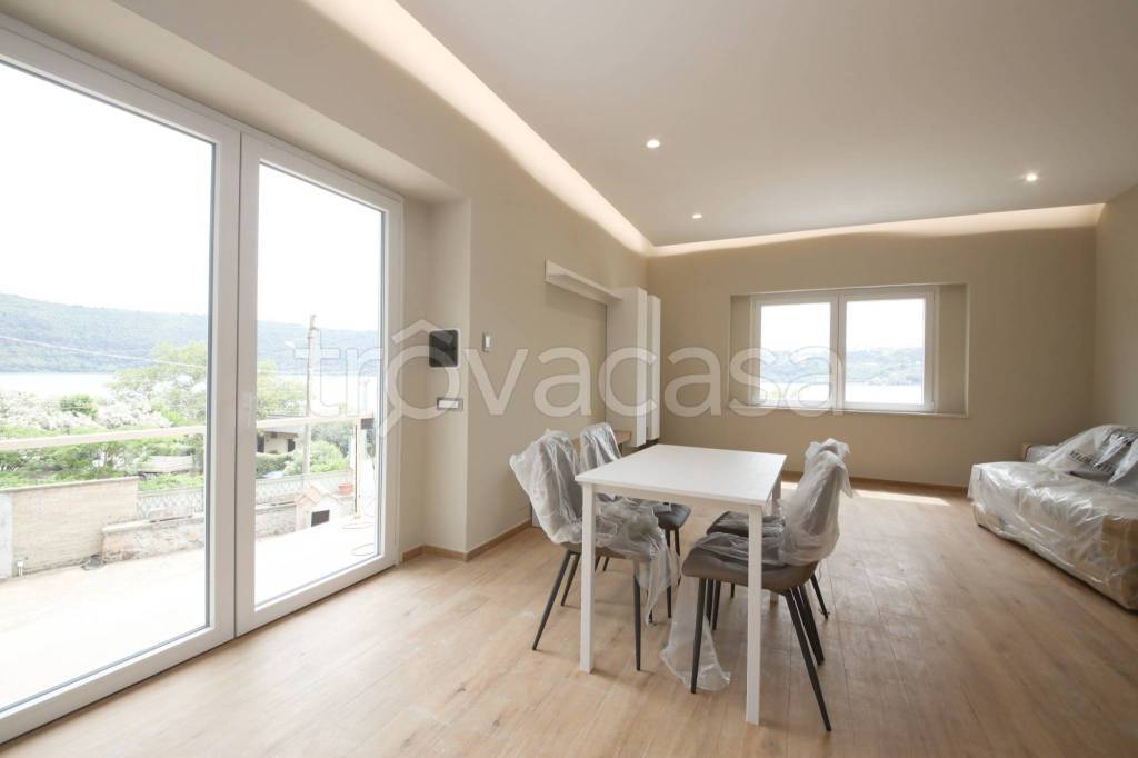 appartamento in affitto a Castel Gandolfo