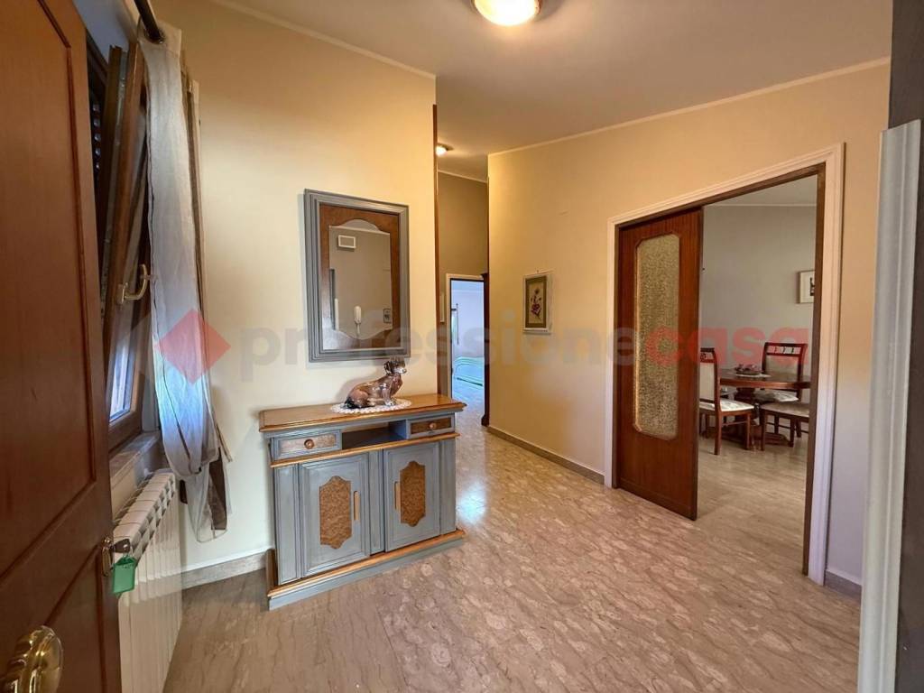 appartamento in affitto a Castel Gandolfo in zona Pavona