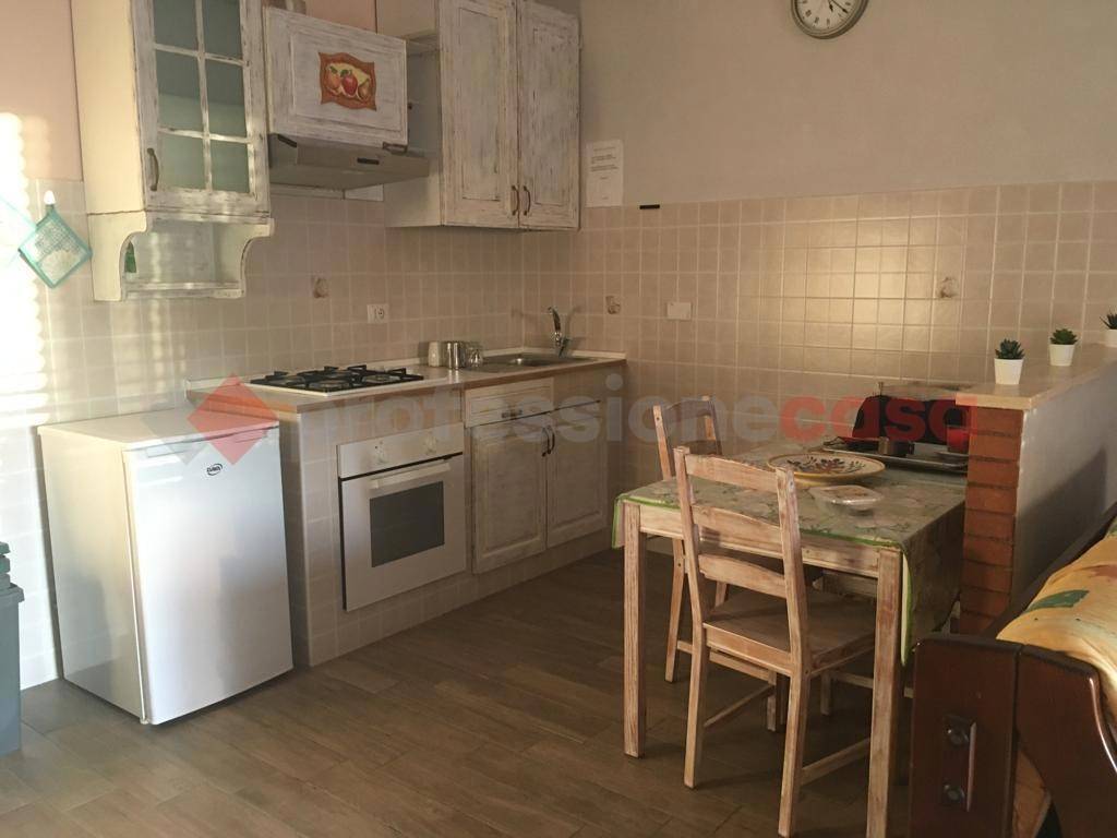 appartamento in affitto a Castel Gandolfo in zona Pavona