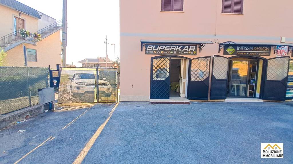 appartamento in affitto a Castel Gandolfo in zona Pavona