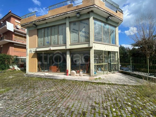 negozio in affitto a Castel Madama in zona Monitola