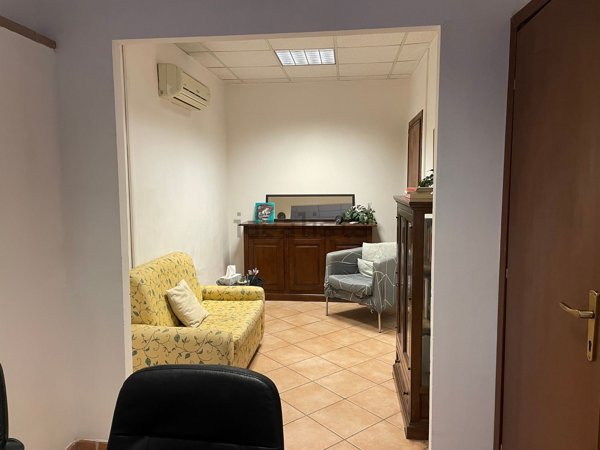ufficio in affitto a Castelnuovo di Porto in zona Pontestorto
