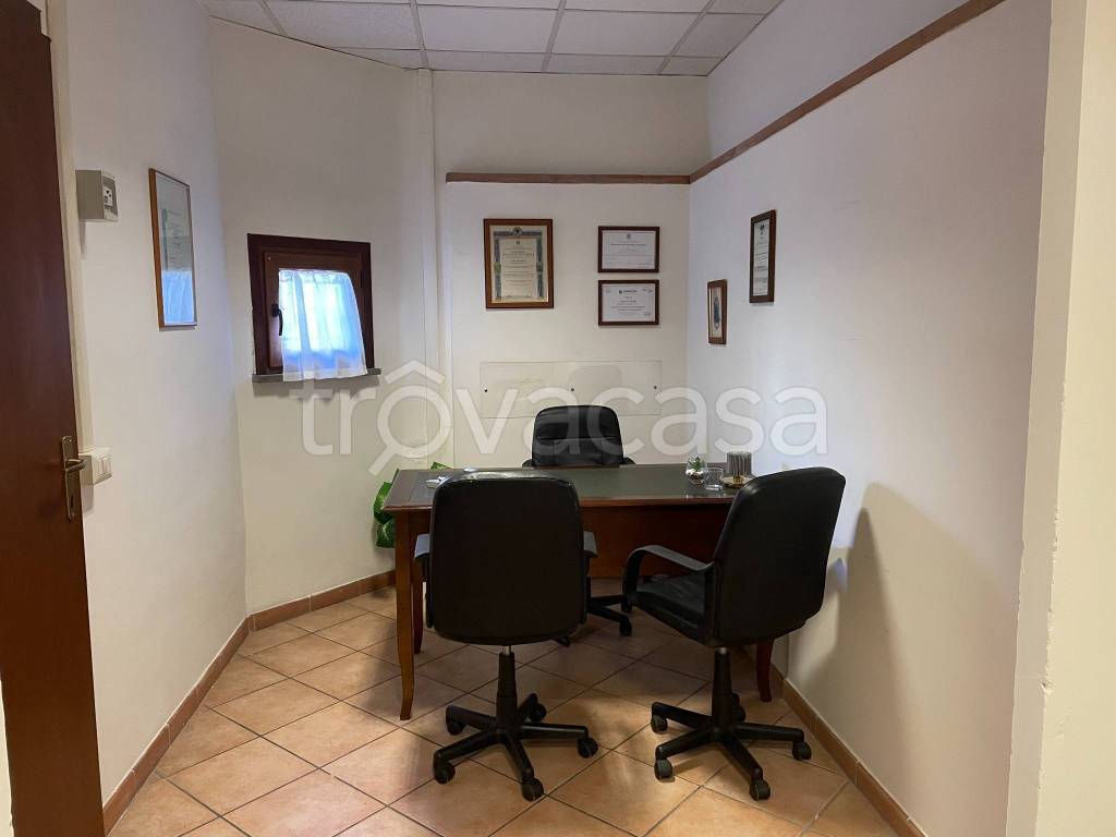 ufficio in affitto a Castelnuovo di Porto in zona Pontestorto