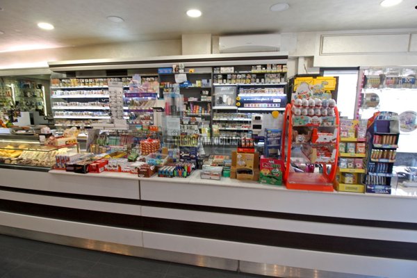 locale commerciale in affitto a Cerveteri