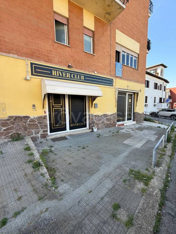 negozio in affitto a Cerveteri in zona Cerenova