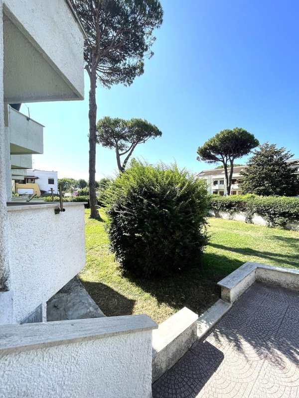 appartamento in affitto a Cerveteri in zona Marina di Cerveteri