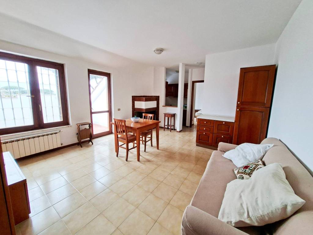 appartamento in affitto a Cerveteri in zona Cerenova