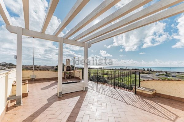 casa indipendente in affitto a Cerveteri in zona Campo di Mare