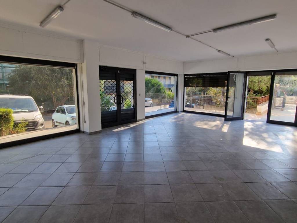 negozio in affitto a Cerveteri