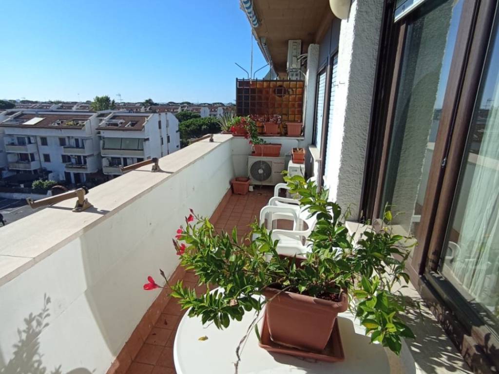 appartamento in affitto a Cerveteri in zona Cerenova