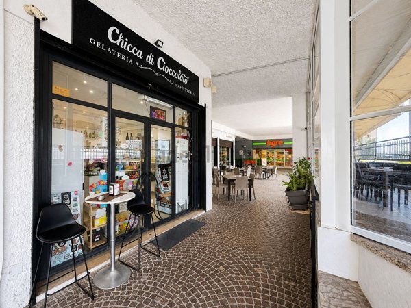negozio in affitto a Cerveteri in zona Cerenova