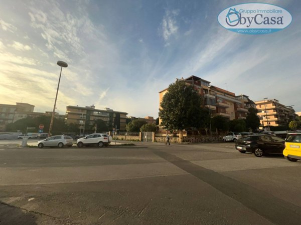 locale commerciale in affitto a Civitavecchia