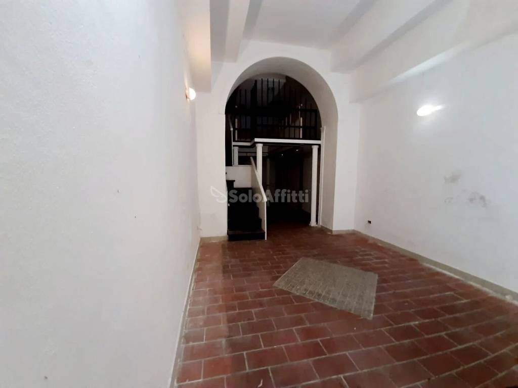 negozio in affitto a Civitavecchia