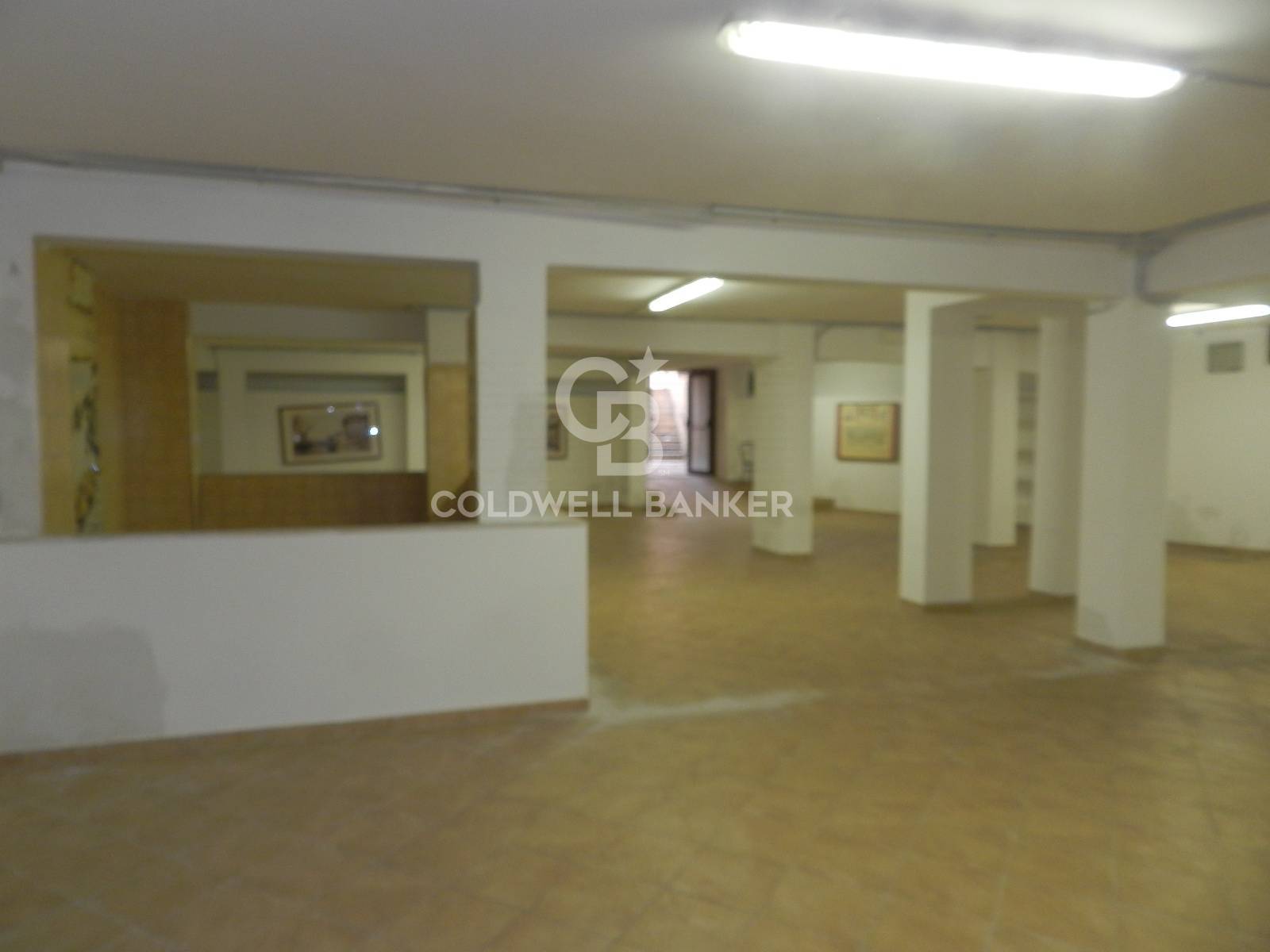 locale commerciale in affitto a Civitavecchia