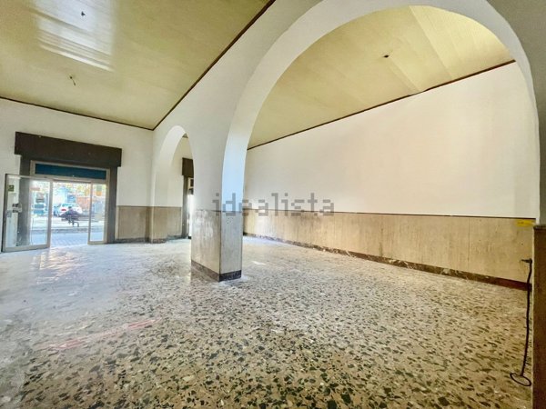 locale commerciale in affitto a Civitavecchia in zona Aurelia