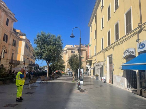 negozio in affitto a Civitavecchia