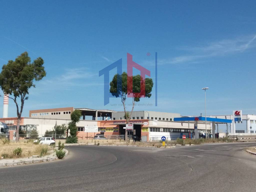 negozio in affitto a Civitavecchia in zona Aurelia