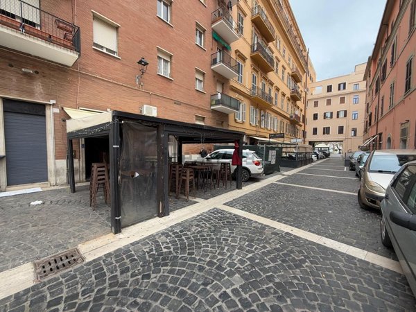 negozio in affitto a Civitavecchia
