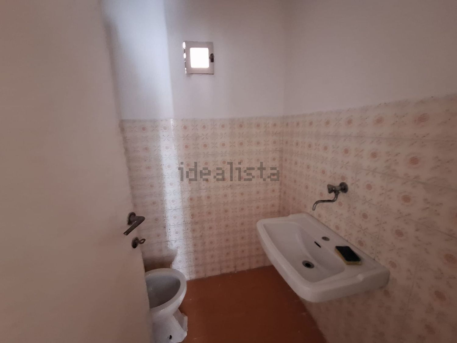 locale commerciale in affitto a Civitavecchia