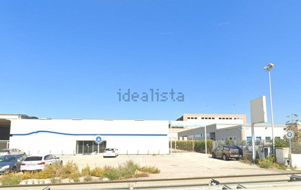 capannone in affitto a Civitavecchia