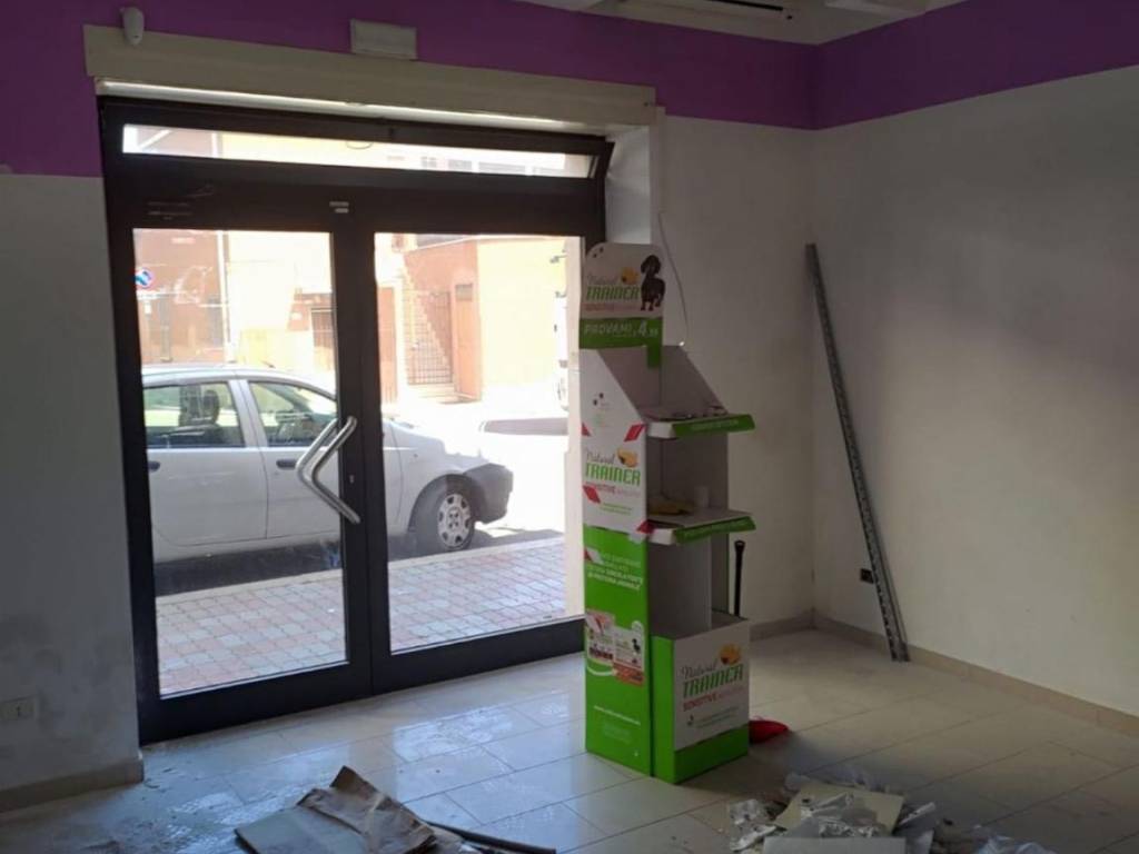 negozio in affitto a Civitavecchia