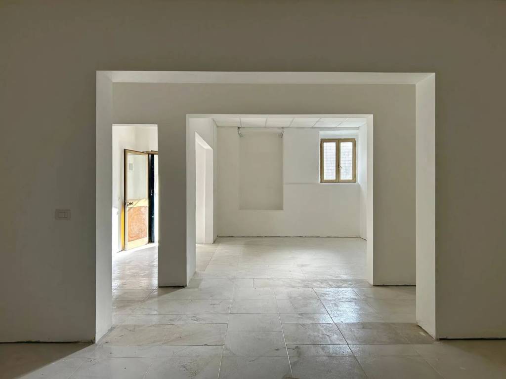 locale commerciale in affitto a Civitavecchia in zona Aurelia