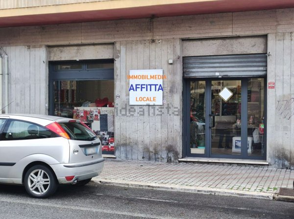 locale commerciale in affitto a Civitavecchia