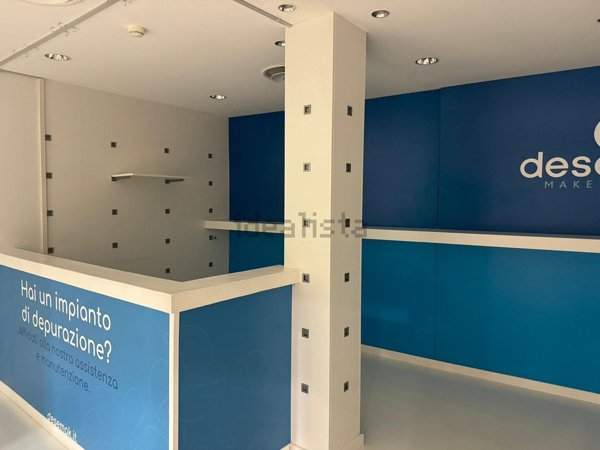 locale commerciale in affitto a Civitavecchia