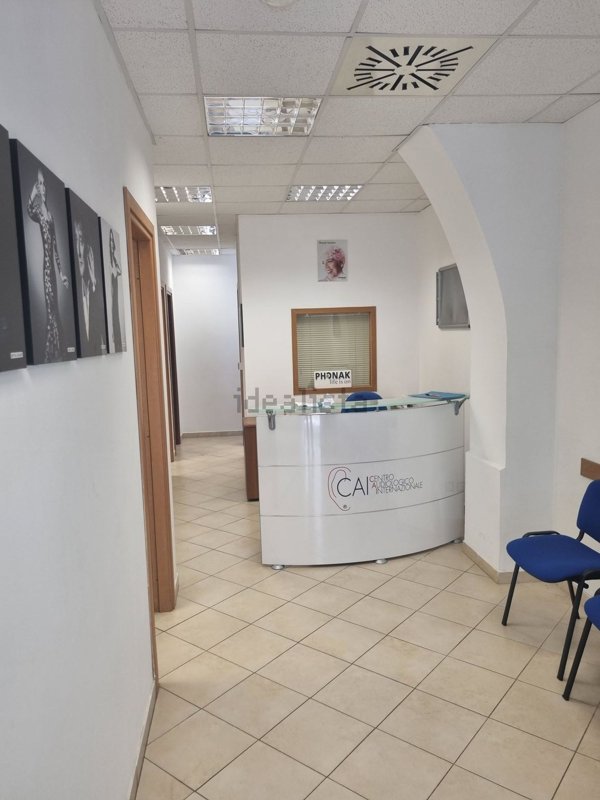 locale commerciale in affitto a Civitavecchia