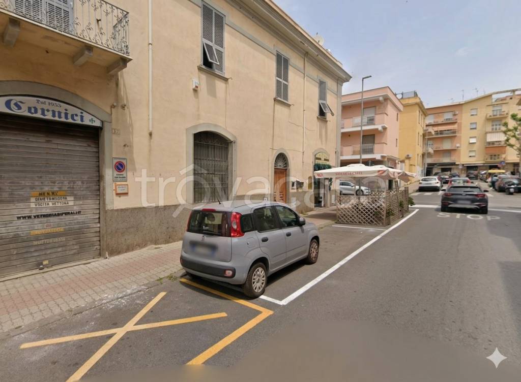 locale commerciale in affitto a Civitavecchia
