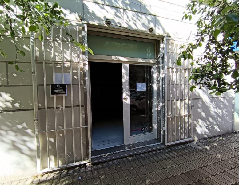 locale commerciale in affitto a Civitavecchia