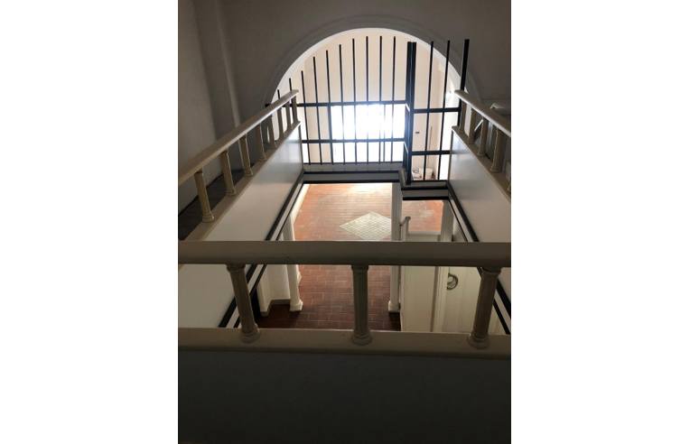 negozio in affitto a Civitavecchia