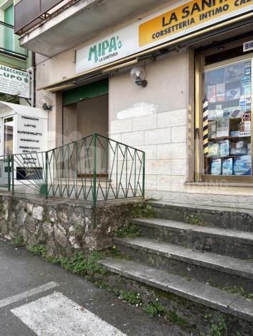 negozio in affitto a Colleferro