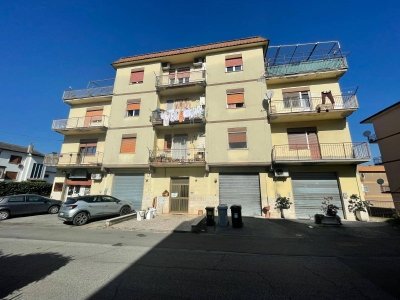 negozio in affitto a Colleferro