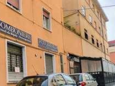 negozio in affitto a Colleferro