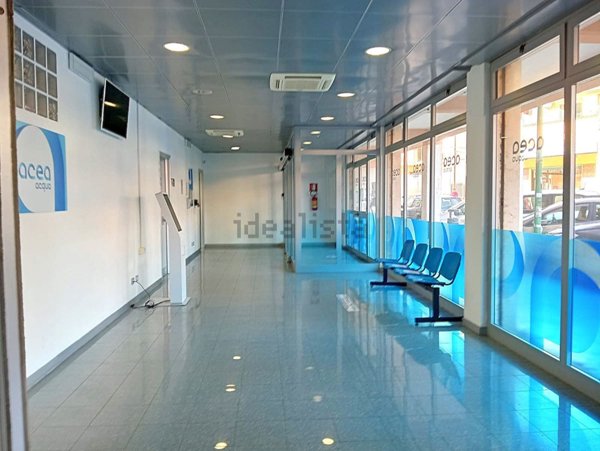 locale commerciale in affitto a Colleferro