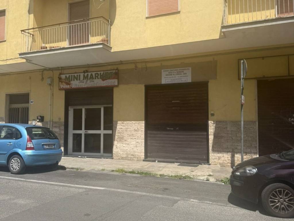 negozio in affitto a Colleferro